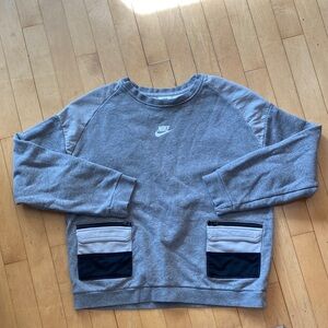 Nike Grey Crewneck Pocketed Sweatshirt with Two-Tone Zipper Pocket Panels